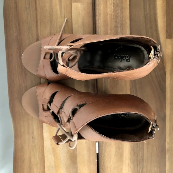 Women's Reba lace up peep toe booties - Picture 6 of 6